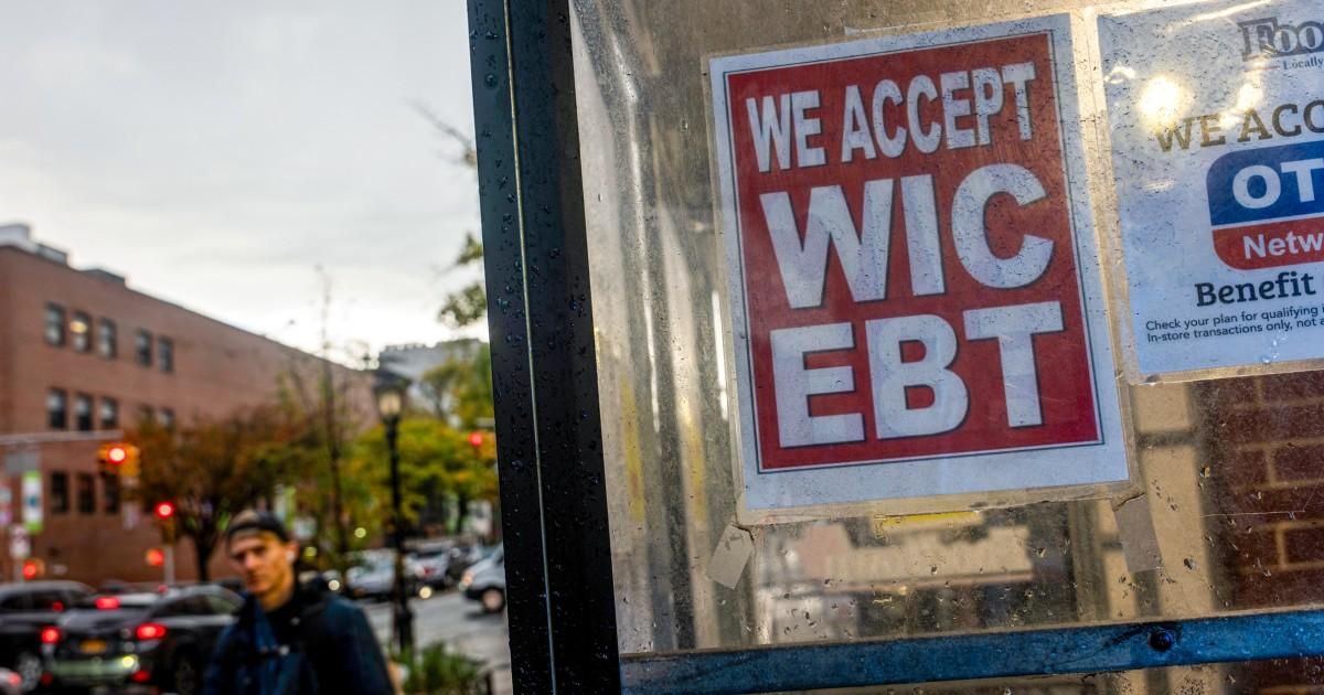 Thẩm phán yêu cầu chính quyền Trump cấp đủ SNAP trước thứ Sáu 1 251106 snap ebt ch 1611 0b4edc