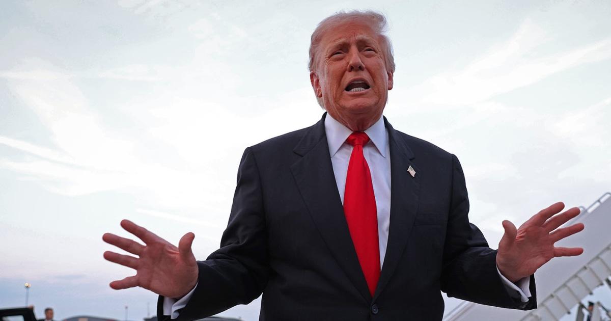 251110 donald trump mn 2005 835949