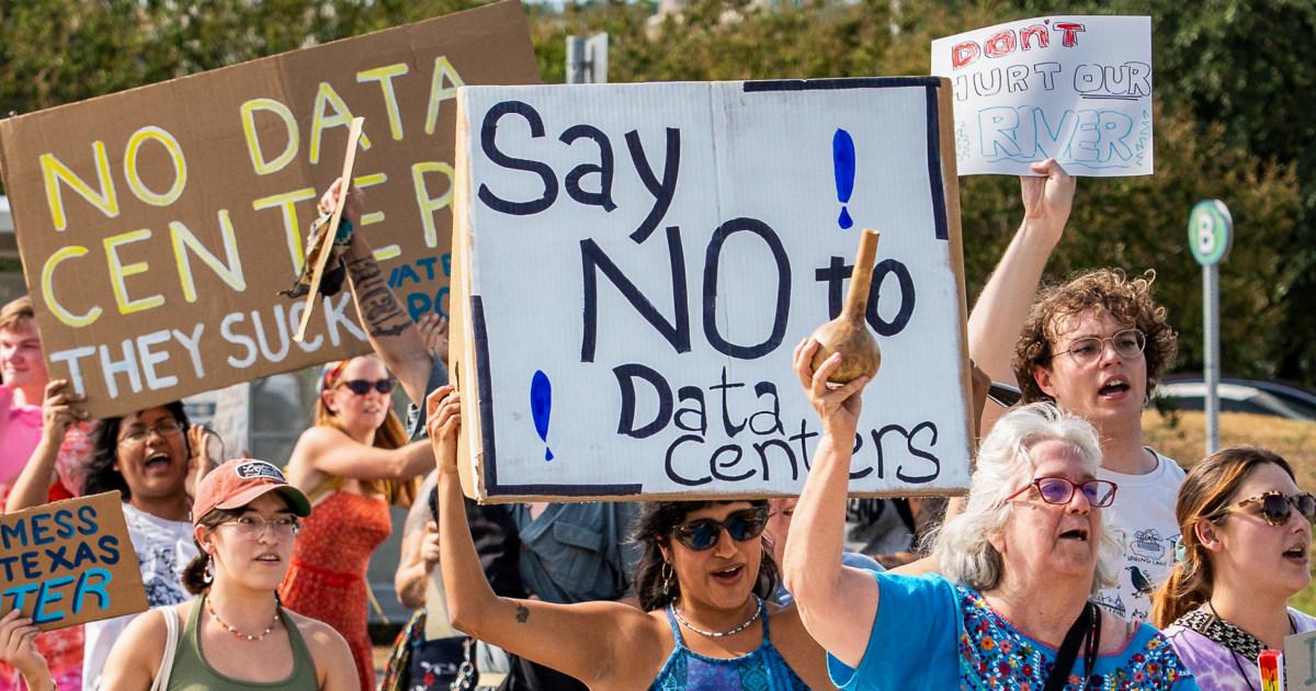 251113 data centers protest ch 1955 82a6db