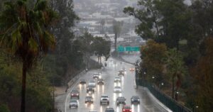 Thi thể bé gái bị sóng cuốn ra biển Thái Bình Dương được tìm thấy ngoài khơi California 5 Thi thể bé gái bị sóng cuốn ra biển Thái Bình Dương được tìm thấy ngoài khơi California