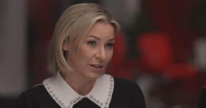 Các nạn nhân của Jeffrey Epstein kêu gọi Quốc Hội giải mật hồ sơ 14 Các nạn nhân của Jeffrey Epstein kêu gọi Quốc Hội giải mật hồ sơ