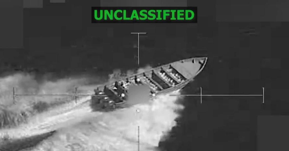 Tổng Thống Trump cân nhắc đàm phán với Maduro dù tăng cường áp lực quân sự lên Venezuela 1 251116 us strike caribbean vl 358p b41c40