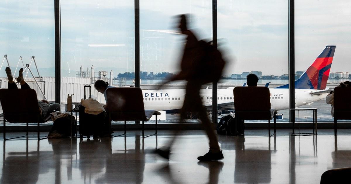 251118 trump biden flight disruptions zz 169986