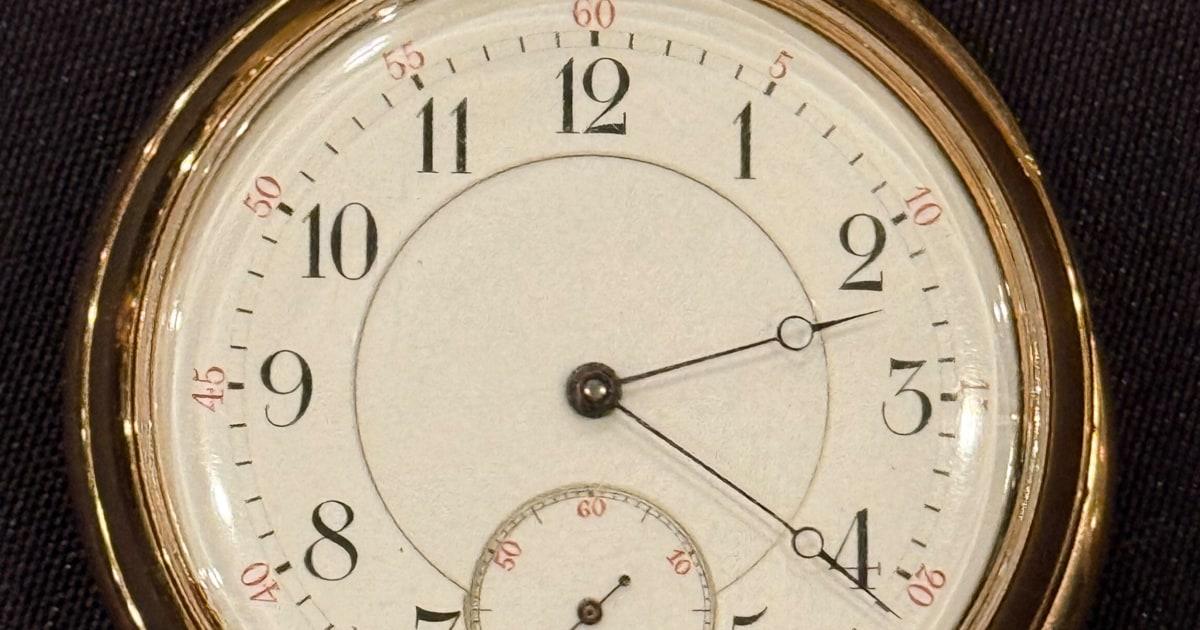 Đồng hồ Titanic của cặp vợ chồng qua đời cùng nhau bán giá $2.3 triệu 1 251123 titanic 74e558