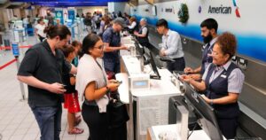 Thời tiết cực đoan đe dọa làm gián đoạn lịch trình đi lại cao điểm Lễ Tạ ơn