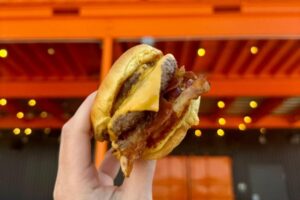 Smalls Sliders Sắp Có Mặt Tại Conroe 7 Smalls Sliders Sắp Có Mặt Tại Conroe