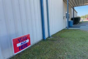 Xem kết quả bỏ phiếu sớm cho Vị trí 7 của Hội đồng Quản trị Học khu New Caney ISD