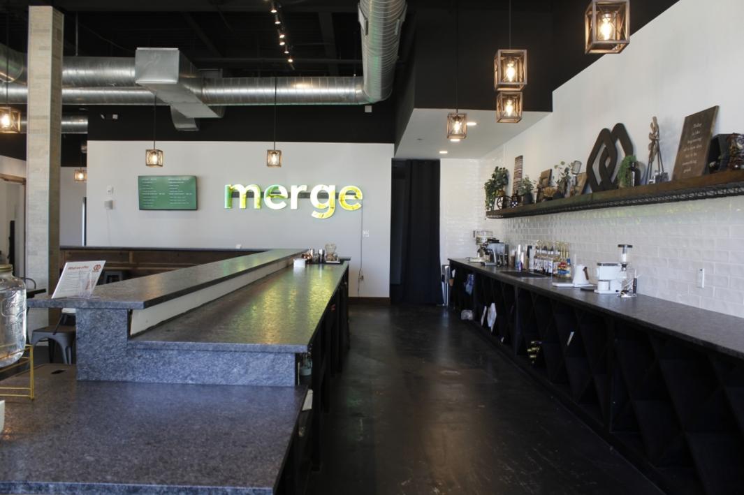 Merge Play: Không gian giải trí mới với đồ uống, trò chơi và âm nhạc tại Roanoke 1 394099