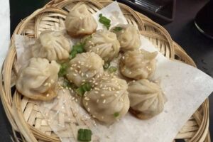 Sáu quán ăn mới mở tại Vùng Houston: Từ hải sản, Tex-Mex đến món Á 8 Sáu quán ăn mới mở tại Vùng Houston: Từ hải sản, Tex-Mex đến món Á