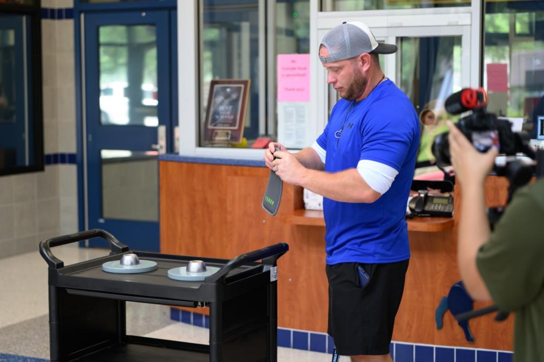 Friendswood ISD cập nhật chính sách dùng điện thoại mới 1 395042