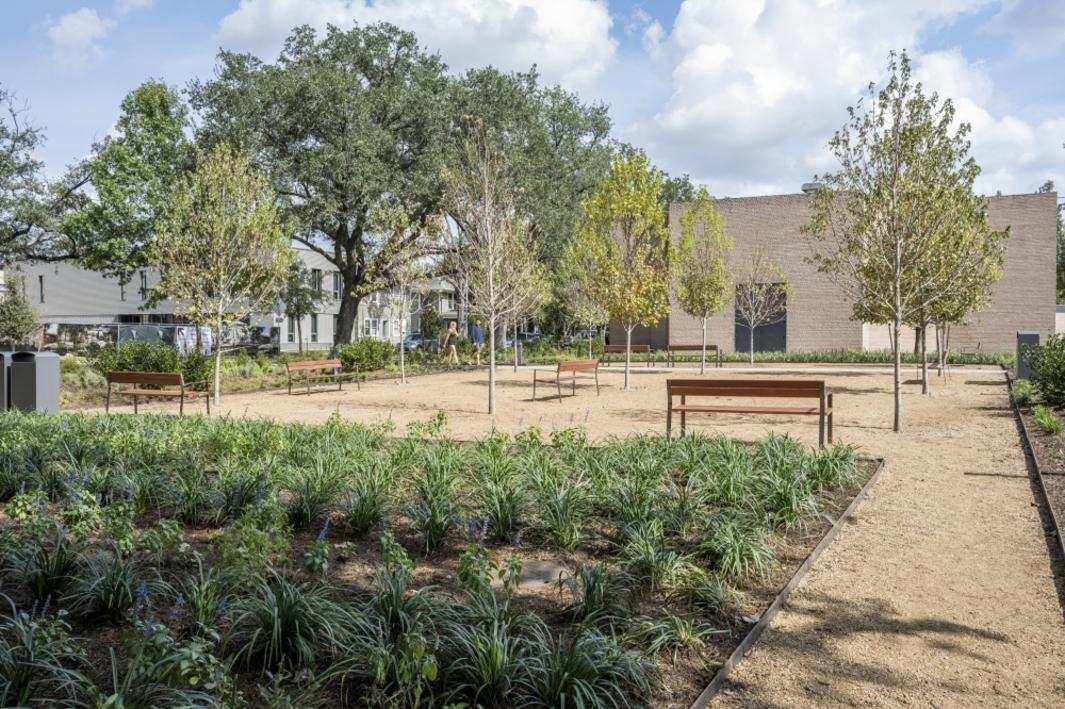 Nguyện Đường Rothko Khánh Thành Vườn Hòa Bình & Suy Tư Mới, Đẩy Mạnh Chiến Dịch Mở Rộng Không Gian 1 396284