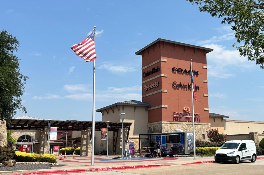 JD Sports sắp có mặt tại Round Rock Premium Outlets 1 396358