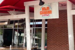 Nhà hàng Baja Cantina đóng cửa trên Waterway Avenue 19 Nhà hàng Baja Cantina đóng cửa trên Waterway Avenue