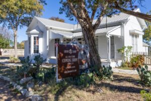 Cửa hàng bán lẻ golf cao cấp sắp khai trương tại New Braunfels