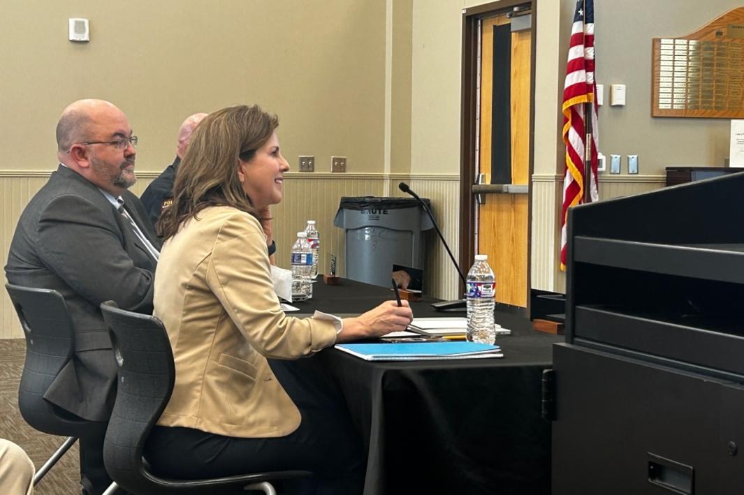 Baston ISD Chọn Bà Kristi Lee Là Ứng Viên Duy Nhất Cho Chức Vụ Giám Đốc Học Khu 1 396555