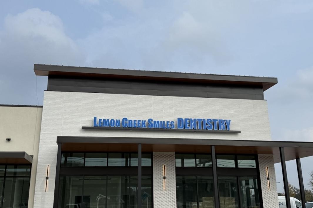 Nha Khoa Lemon Creek Smiles Sắp Mở Cửa Gần Boerne, Fair Oaks Ranch 1 396691