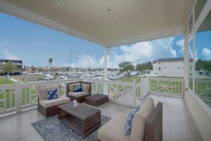 Tin tức nổi bật vùng Houston: Quan ngại về bến du thuyền Marina del Sol, sửa chữa đèn giao thông ở Conroe