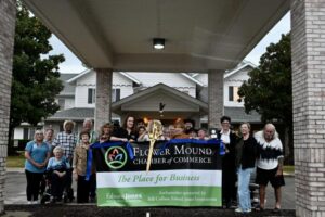 Cộng đồng Pinewood Hills tại Flower Mound hoàn tất cải tạo 117 căn hộ và các khu vực chung 18 Cộng đồng Pinewood Hills tại Flower Mound hoàn tất cải tạo 117 căn hộ và các khu vực chung