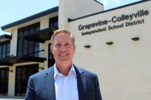 Tổng Giám Đốc Học Khu GCISD Brad Schnautz Từ Chức, Tìm Người Thay Thế Tạm Thời Vào Giữa Tháng 12 12 Tổng Giám Đốc Học Khu GCISD Brad Schnautz Từ Chức, Tìm Người Thay Thế Tạm Thời Vào Giữa Tháng 12