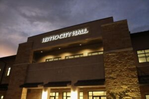 Nhóm Doanh nghiệp Hutto Yêu cầu Rõ ràng Hơn về Các Ưu đãi 10 Nhóm Doanh nghiệp Hutto Yêu cầu Rõ ràng Hơn về Các Ưu đãi