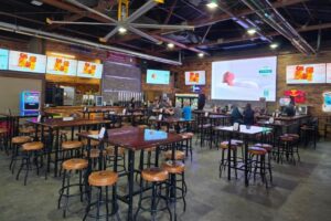 Phòng xông hơi, quán karaoke: 8 tin tức kinh doanh tại Spring, Klein