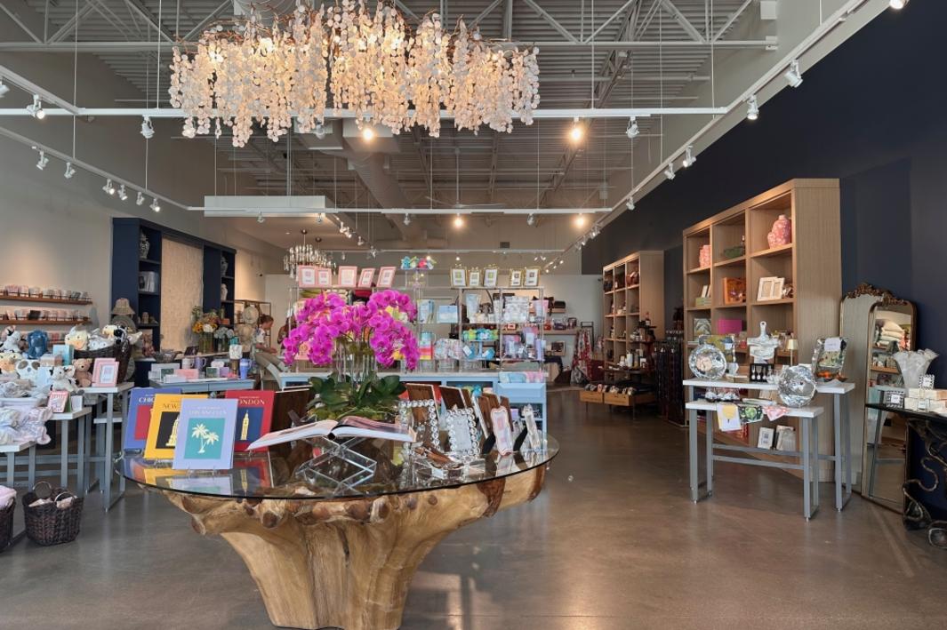 Mua sắm ủng hộ doanh nghiệp nhỏ tại Flower Mound, Highland Village, Argyle 1 397486