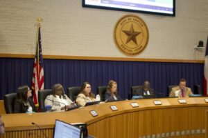 Hội đồng Thành phố Denton Phê chuẩn Mua Đất cho Dự án Mở rộng Đường Ryan