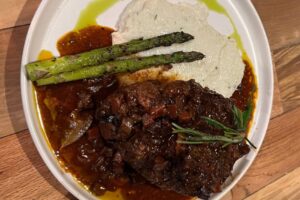 Red's on Main Sẽ Phục Vụ Ẩm Thực Mỹ Hiện Đại Tại Frisco 3 Red’s on Main Sẽ Phục Vụ Ẩm Thực Mỹ Hiện Đại Tại Frisco