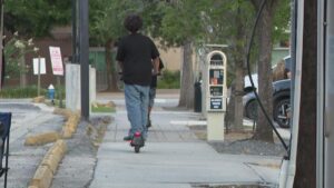 Hội Đồng Thành Phố Houston Thông Qua Lệnh Cấm Xe Scooter và ATV Toàn Thành Phố 6 Hội Đồng Thành Phố Houston Thông Qua Lệnh Cấm Xe Scooter và ATV Toàn Thành Phố