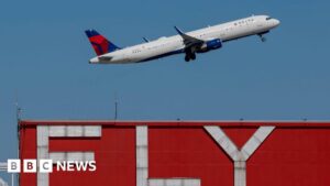 Hoa Kỳ: Nới Lỏng Hạn Chế Bay Vào Dịp Lễ Tạ Ơn 3 Hoa Kỳ: Nới Lỏng Hạn Chế Bay Vào Dịp Lễ Tạ Ơn