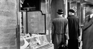 11-09-1938: Đức Quốc Xã Khởi Xướng Kristallnacht 16 11-09-1938: Đức Quốc Xã Khởi Xướng Kristallnacht