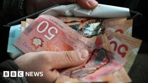 Người Canada Mất Vụ Kiện Đòi Lại Số Tiền Triệu Đô