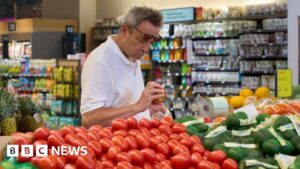 Tổng Thống Trump nới lỏng thuế quan đối với nhiều mặt hàng thực phẩm 12 Tổng Thống Trump nới lỏng thuế quan đối với nhiều mặt hàng thực phẩm