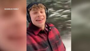 Gia đình đệ đơn kiện, cho rằng ChatGPT đóng vai trò trong vụ tự sát của sinh viên Texas A&M 17 Gia đình đệ đơn kiện, cho rằng ChatGPT đóng vai trò trong vụ tự sát của sinh viên Texas A&M