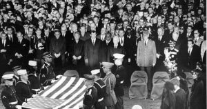 11-25-1963: Tổng thống John F. Kennedy an nghỉ tại Nghĩa trang Quốc gia Arlington
