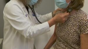 Hàng triệu người dân Texas đối mặt chi phí y tế tăng vọt 8 Hàng triệu người dân Texas đối mặt chi phí y tế tăng vọt