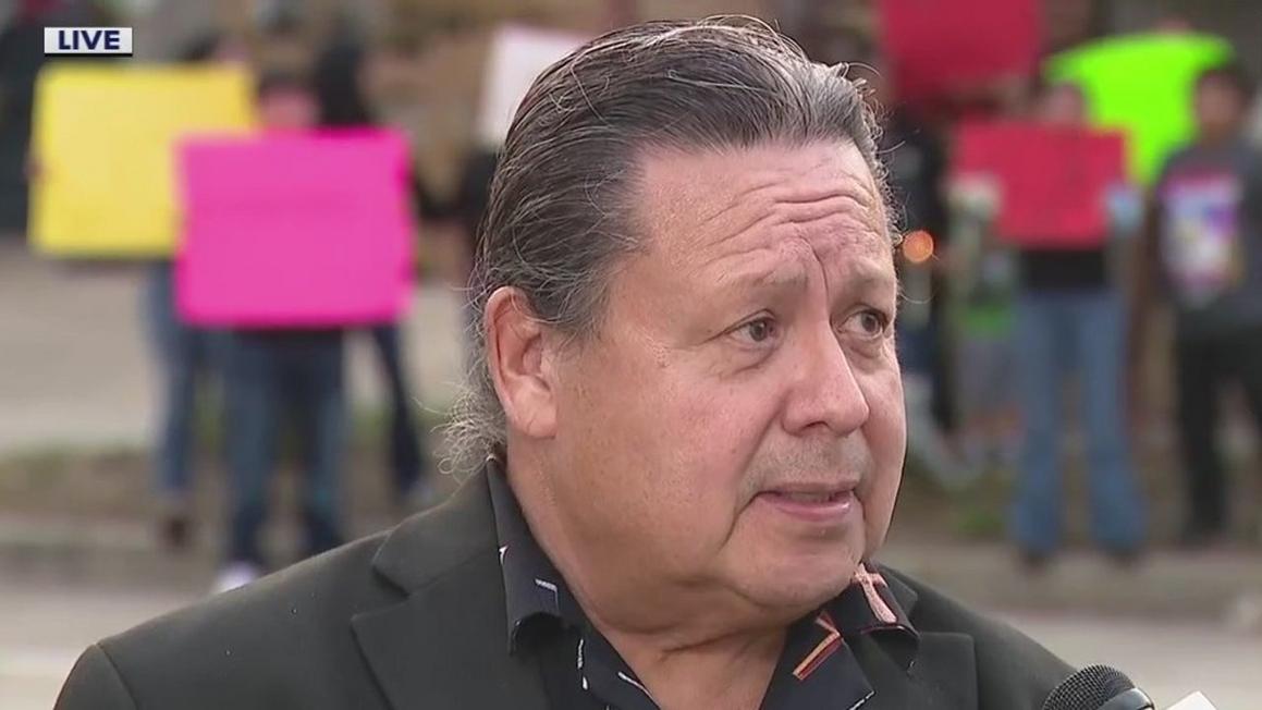 Gia đình tại Galveston biểu tình vì cái chết do tai nạn bỏ trốn của ông 1 94A58D2ECC4C0300D4094870C711E6C6