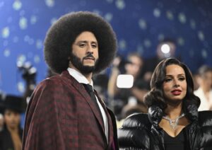 Tử vi ngày 3 tháng 11 năm 2025: Colin Kaepernick, hãy dồn năng lượng vào lời nói của bạn