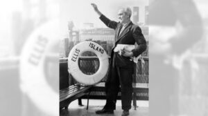 Ngày này năm xưa: Đảo Ellis đóng cửa 2 Ngày này năm xưa: Đảo Ellis đóng cửa