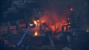 Hỏa hoạn lớn thiêu rụi nhà thờ bỏ hoang ở Pottstown, Montgomery County