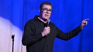 Joe Rogan và Adam Carolla chỉ trích Thống đốc California Gavin Newsom về cách ứng phó cháy rừng 12 Joe Rogan và Adam Carolla chỉ trích Thống đốc California Gavin Newsom về cách ứng phó cháy rừng