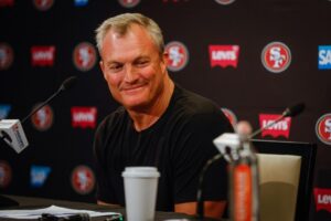 Tổng Giám Đốc 49ers John Lynch Về Hạn Chót Chuyển Nhượng: 'Chúng Tôi Sẽ Không Bị Lợi Dụng' 4 Tổng Giám Đốc 49ers John Lynch Về Hạn Chót Chuyển Nhượng: ‘Chúng Tôi Sẽ Không Bị Lợi Dụng’