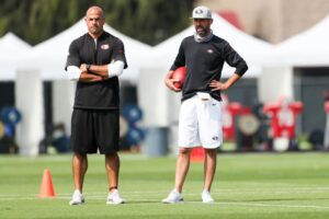 NFL Giữa Mùa Giải: Kyle Shanahan và Robert Saleh Có Thể Nhận Vinh Danh AP? 8 NFL Giữa Mùa Giải: Kyle Shanahan và Robert Saleh Có Thể Nhận Vinh Danh AP?