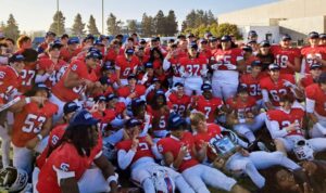 St. Ignatius hạ gục SHC với cú interception và bàn thắng quyết định của Thomas McKeon