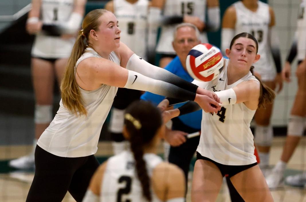 Mitty Đánh Bại St. Francis, Giành Chức Vô Địch CCS Open Division 1 BNG L CCSOPENVB 1108 12