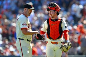 Patrick Bailey của SF Giants phòng thủ hay nhất mùa giải 9 Patrick Bailey của SF Giants phòng thủ hay nhất mùa giải