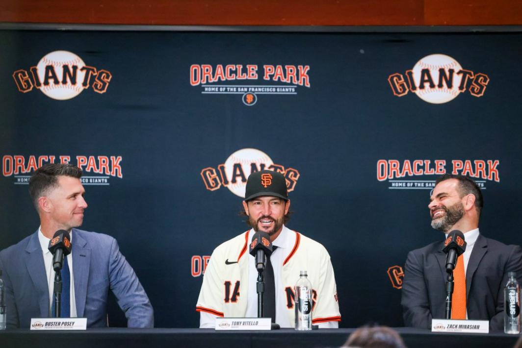 BNG L GIANTS 1031 11