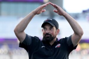 Bảng Xếp Hạng Sức Mạnh Big Ten: Năm Đội Dẫn Đầu Không Thay Đổi Khi Các Ưu Thích Vẫn Giữ Vững Phong Độ 17 Bảng Xếp Hạng Sức Mạnh Big Ten: Năm Đội Dẫn Đầu Không Thay Đổi Khi Các Ưu Thích Vẫn Giữ Vững Phong Độ