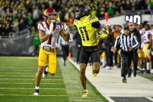 USC-Oregon: Vấn đề trong hợp đồng truyền hình của Big Ten 13 USC-Oregon: Vấn đề trong hợp đồng truyền hình của Big Ten