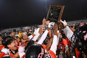 Năm lần liên tiếp: Pittsburg đánh bại Cardinal Newman để giành chức vô địch NCS D1 mới nhất 18 Năm lần liên tiếp: Pittsburg đánh bại Cardinal Newman để giành chức vô địch NCS D1 mới nhất